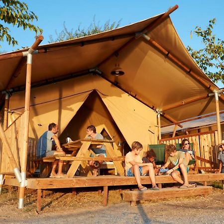 Camping Nautic Almata Glamping Hotel Castello  D'Empuries Buitenkant foto