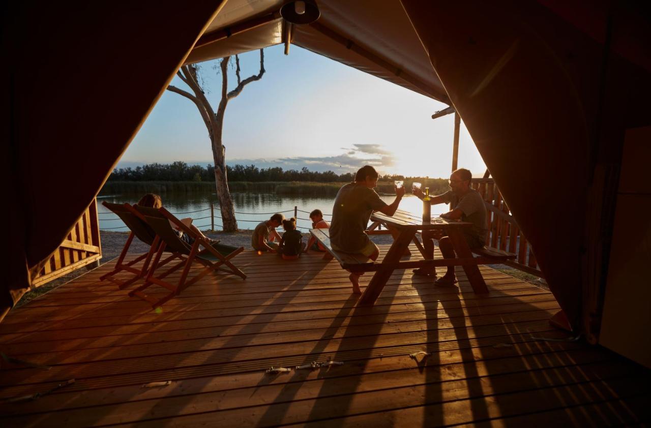 Camping Nautic Almata Glamping Hotel Castello  D'Empuries Buitenkant foto